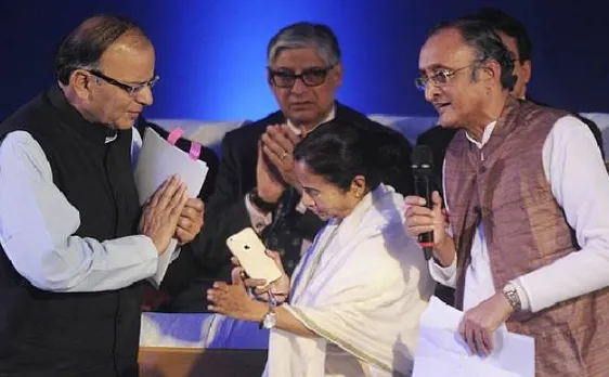 नोटबंदी और सीबीआई की कार्रवाई से नाराज ममता ने कहा- नहीं चाहिए मोदी जैसा पीएम, आडवाणी, जेटली या राजनाथ होंगे बेहतर विकल्प