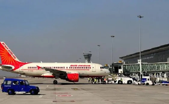 एयर इंडिया की फ्लाइट्स में महिला से बदसलूकी, आरोपी ने मांगी माफी