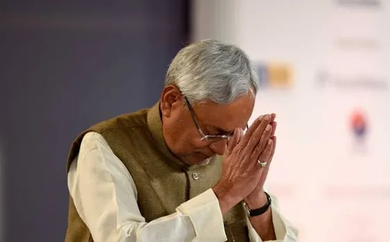 बिहार: नीतीश कुमार ने मकर संक्रांति पर बीजेपी नेताओं को दी दही-चूड़ा खाने के लिए निमंत्रण