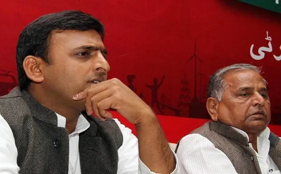 यूपी चुनाव 2017: अखिलेश या मुलायम किसे मिलेगी साइकिल, चुनाव आयोग आज करेगा सुनवाई