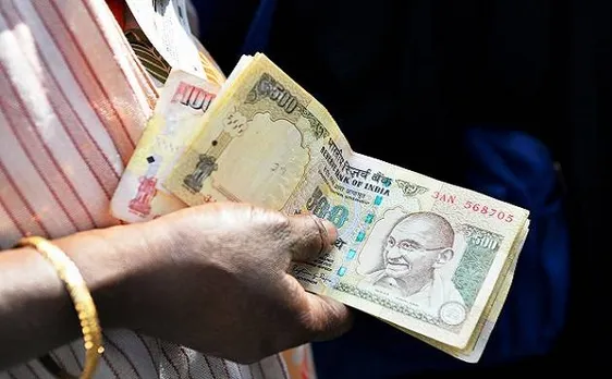 RBI के आंकड़ों से हुई पुष्टि, बैंकों में जमा हुए 15 लाख करोड़ रुपये के पुराने नोट