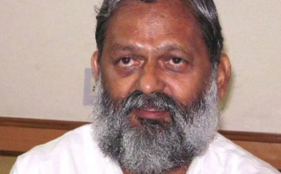 हरियाणा के मंत्री अनिल विज ने कहा, 'धीरे-धीरे नोटों से भी गांधी की तस्वीर हट जाएगी', विवाद बढ़ने पर बयान वापस लिया