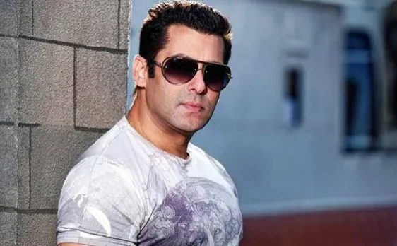 सलमान खान ने पुरानी तस्वीर शेयर कर शाहरुख खान और रितिक को दी बधाई