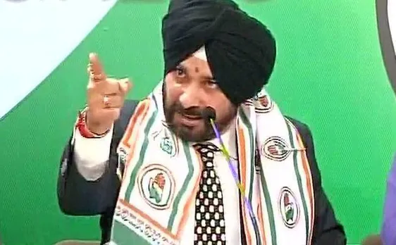 पंजाब विधानसभा चुनाव 2017: अमृतसर ईस्ट से चुनाव लड़ेंगे सिद्धू, भरा नामांकन पत्र