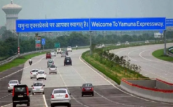 यमुना एक्सप्रेस-वे पर बदमाशों ने बस को बनाया निशाना, 2 यात्रियों को मारी गोली