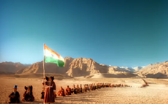गणतंत्र दिवस पर विशेष: आपके दिल को छू लेंगे ये 11 देशभक्ति के गाने...