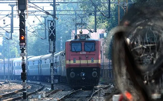 ट्रेनों को पटरी से उतारने की दो और कोशिशों को प्रशासन ने किया नाकाम, प्राथमिकी दर्ज
