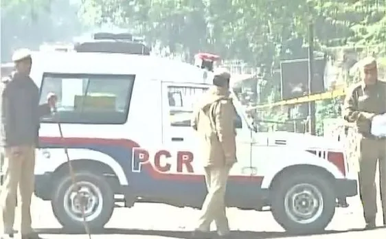 Video: दिल्ली के वसंत कुंज इलाके में मोर्टार बरामद, NSG और पुलिस जांच में जुटी