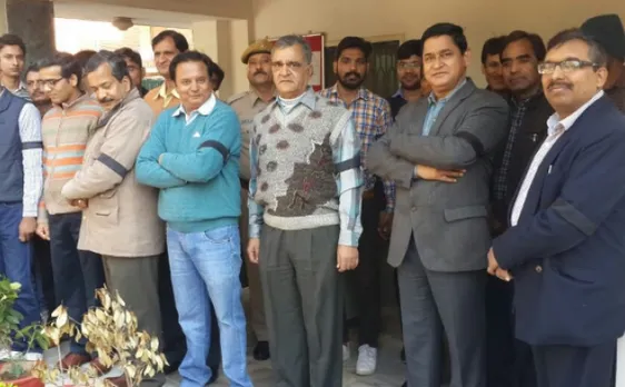 GST के कुछ प्रावधानों पर IRS अधिकारियों का विरोध प्रदर्शन