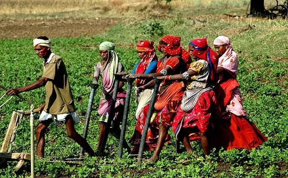 बजट से गायब हुआ शहर और मध्य वर्ग, आम बजट में छाई रही ग्रामीण अर्थव्यवस्था