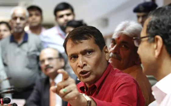 रेलवे स्टेशन होगा अत्याधुनिक सुविधाओं से लैस, जल्द ही लगेंगे लिफ़्ट और एस्केलेटर: सुरेश प्रभु