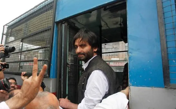 यासीन मलिक गिरफ्तार तो मीरवाइज को पुलिस ने किया नजरबंद