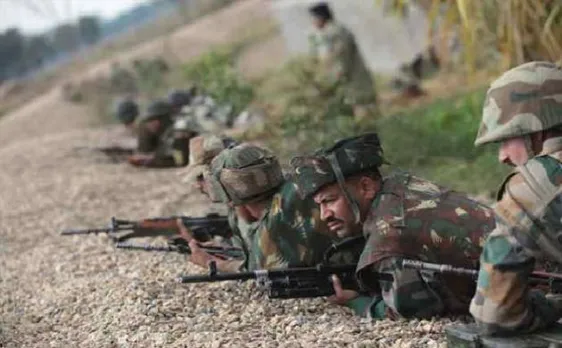 कुलगाम में मुठभेड़ के बाद कश्मीर घाटी में भारी सुरक्षा बलों की तैनाती, कर्फ्यू नहीं
