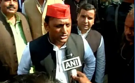 वोट देने के बाद बोले अखिलेश यादव,सभी चरणों में सपा आगे, लोग दिल खोल कर दे रहे हमें वोट