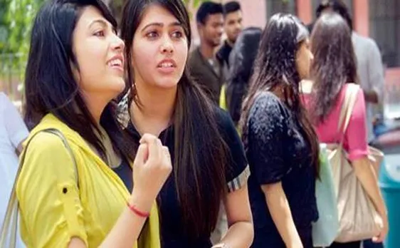 कुंवारी लड़कियों को ही कॉलेज में मिलेगा दाखिला, तेलंगाना सरकार की दलील- शादीशुदाओं के कारण भटक सकता है बाकियों का ध्यान