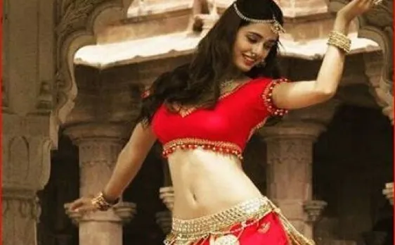 VIDEO: दिशा पटानी का ये सेंशुअल डांस देखकर आपके भी उड़ जाएंगे होश!