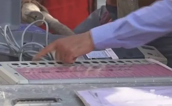 यूपी में शनिवार को छठे चरण के लिए होगा मतदान, कई दिग्गजों की किस्मत दांव पर
