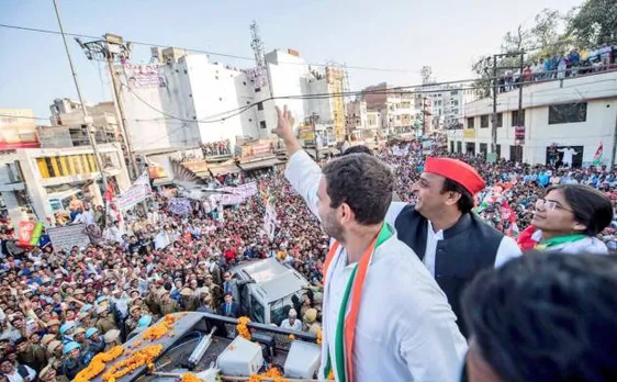 वाराणसी रोड शो के बाद अखिलेश-राहुल का मोदी पर तंज, कहा गंगा मैया लेंगी बदला
