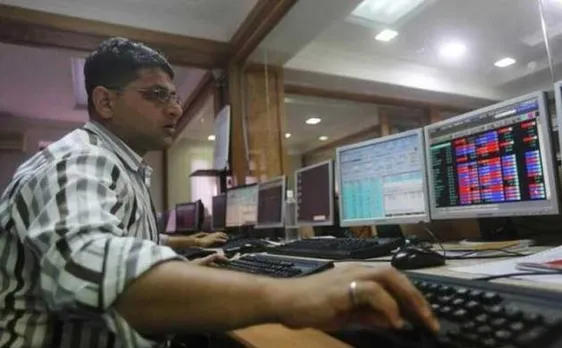शेयर बाज़ार आज- सेंसेक्स 98 अंक लुढ़का निफ्टी 8924 पर हुआ बंद