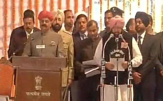 पंजाब : कैप्टन अमरिंदर सिंह ने ली सीएम पद की शपथ, सिद्धू को भी कैबिनेट में जगह