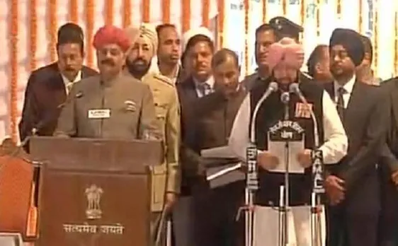 अमरिंदर सिंह ने दूसरी बार संभाली पंजाब की कमान, सिद्धू समेत 9 लोग बने कैबिनेट मंत्री