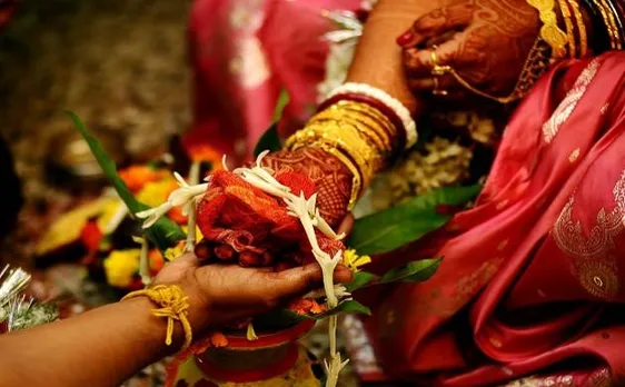 पाकिस्तान में अल्पसंख्यक हिन्दू विवाह विधेयक बना कानून, राष्ट्रपति ममनून हुसैन ने दी मंजूरी