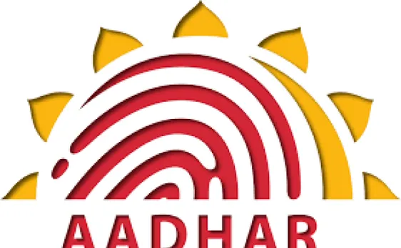 आईटीआर फाइल करने के लिए आधार अनिवार्य, पैन कार्ड बनवाने के लिए होगा जरूरी
