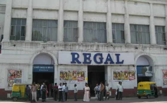 31 मार्च से बंद हो जाएगा रीगल सिनेमाघर, अनुष्का शर्मा की 'फिल्लौरी' होगी आख़िरी फिल्म