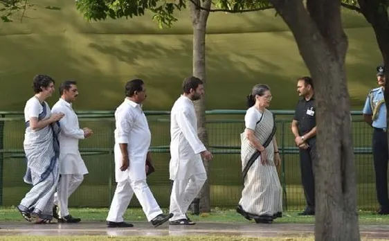 सोनिया और राहुल भारत लौटे, रूटीन मेडिकल जांच के लिए 8 मार्च को अमेरिका गईं थी कांग्रेस अध्यक्ष