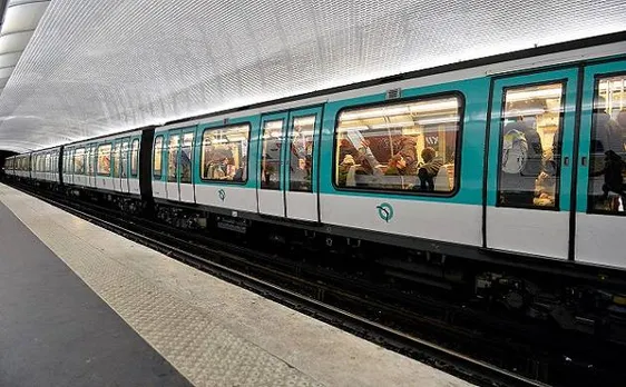 लंदन: मेट्रो स्टेशन के बाहर बंदूकधारी ने चलाई गोलियां, 3 लोग घायल