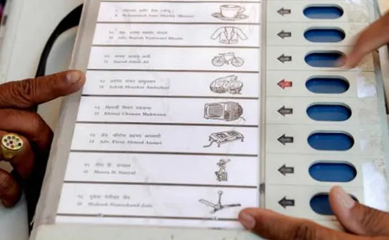 चुनाव आयोग का दावा, EVM है दुनिया की सबसे सुरक्षित मशीन