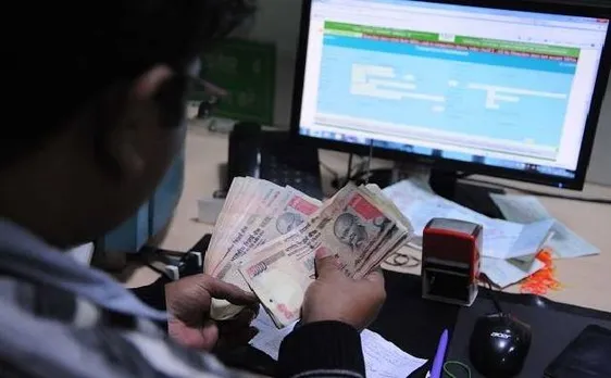 मोदी सरकार ने जारी किया नया आयकर रिटर्न फॉर्म, नोटबंदी में जमा किये हैं 2 लाख रु. तो देनी होगी जानकारी
