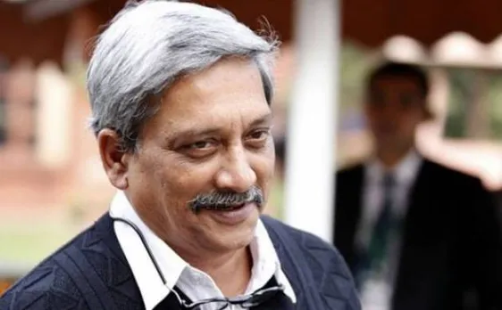 पर्रिकर की दिग्विजय सिंह पर चुटकी- आप घूमते रह गए और हमने सरकार बना ली