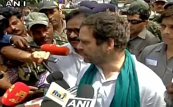 जंतर मंतर पर प्रदर्शन कर रहे किसानों से मिले राहुल, कहा- पीएम नहीं करते हैं किसानों की मदद