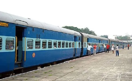 रेलवे चलाएगी दो समर स्पेशल ट्रेेन, आप कर सकते हैं आनंद विहार से कामाख्या तक का सफर