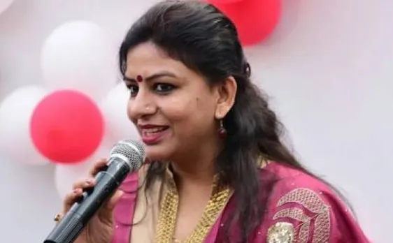 गौरव भाटिया के बाद पूर्व महिला विंग की अध्यक्ष श्वेता सिंह ने SP से दिया इस्तीफा