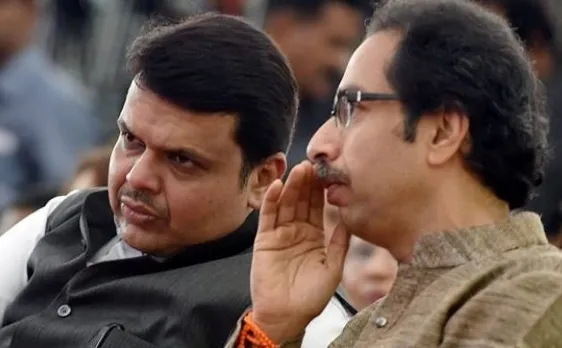 किसानों की कर्जमाफी के लिए योगी आदित्यनाथ की तारीफ करके उद्धव ने फडनवीस को घेरा