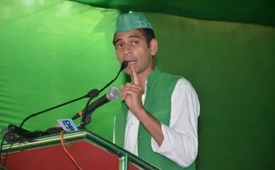बिहार मिट्टी घोटाला: नीतीश सरकार ने लालू के मंत्री बेटे तेज प्रताप के खिलाफ दिये जांच के आदेश