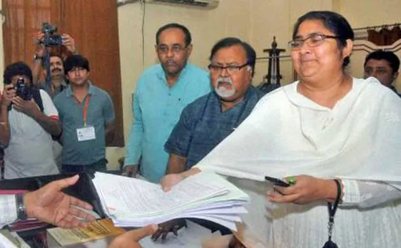 गायकवाड़ के बाद अब टीएमसी MP डोला सेन ने एयर इंडिया विमान में किया हंगामा