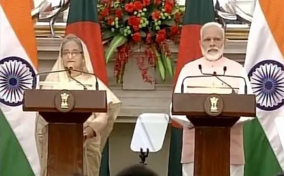 मोदी, हसीना ने भारत-बांग्लादेश के बीच रेल, बस सेवा का शुभारंभ किया