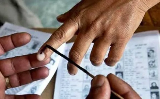 हिंसक रहे 9 राज्यों के उपचुनाव, कश्मीर में 8 की मौत तो मध्य-प्रदेश में बीजेपी और कांग्रेस कार्यकर्ता भिड़े