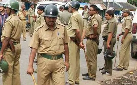 बंगाल में हनुमान जयंती पर पुलिस का लाठीचार्ज, बिना अनुमति निकाली थी रैली