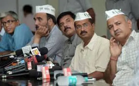 एमसीडी चुनाव परिणाम: मनीष सिसोदिया और गोपाल राय सीएम केजरीवाल से मिलने पहुंचे, शुरुआती रुझान में आप तीसरे नंबर पर