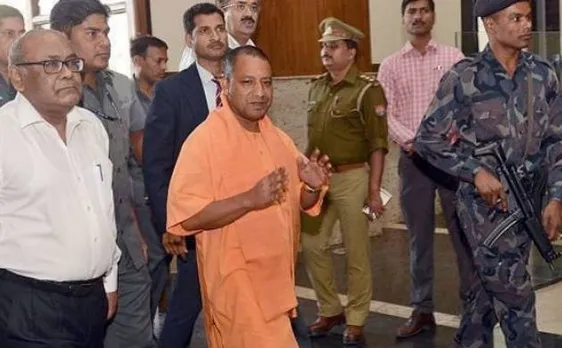 उत्तर प्रदेश: योगी सरकार ने किये 84 IAS अधिकारियों के तबादले