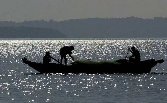 सीमा लांघने के आरोप में पाकिस्‍तान ने पकड़े 29 भारतीय मछुआरे