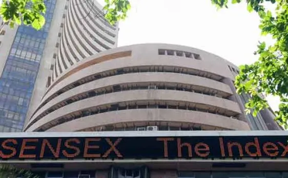 30,000 से नीचे गिरा सेंसेक्स, निफ्टी 9290 के पास, शेयर बाज़ार में करीब आधा प्रतिशत की करेक्शन