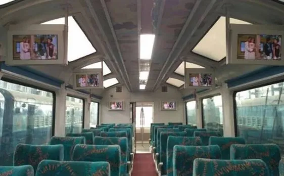 ट्रेन में 2021 से खत्म हो जायेगा वेटिंग लिस्ट का चक्कर, मिलेगी कंफर्म सीट