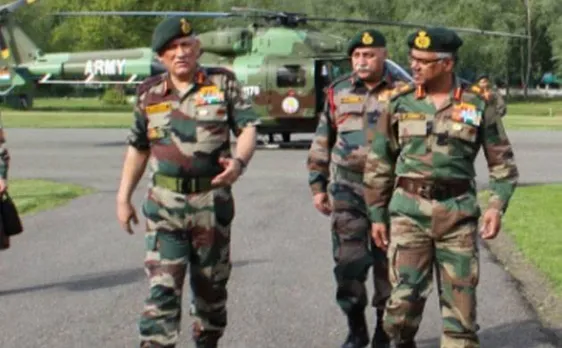 पाकिस्तानी बर्बरता के बाद सेना प्रमुख जनरल बिपिन रावत पहुंचे श्रीनगर