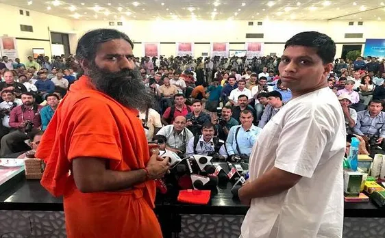 भड़के रामदेव, कहा- हर शहीद के बदले में काट डालना चाहिए 100 पाकिस्तानियों का सिर