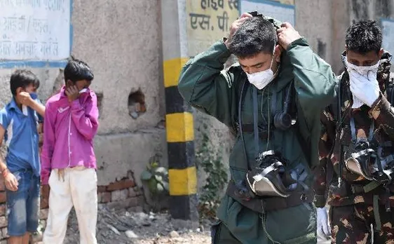 दिल्ली: तुगलकाबाद में गैस लीक से 450 छात्राएं बीमार, दिल्ली सरकार ने गैस डिपो को जारी किया नोटिस